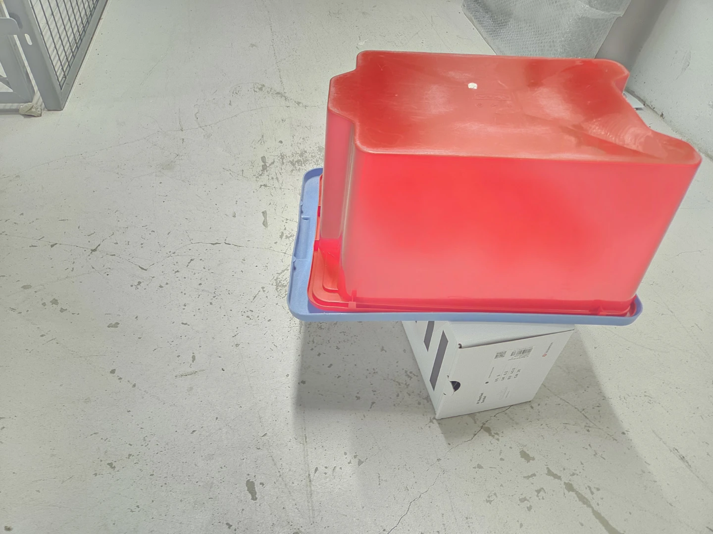 Red and Blue Plastic Storage Bin with Lid - photo 3
