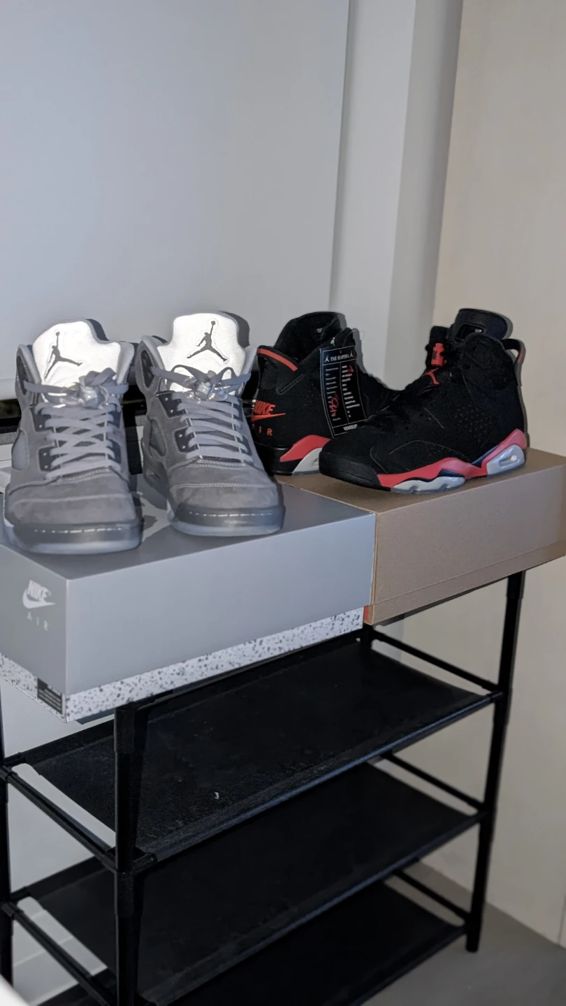 Brand new never worn Jordan 6 infrared Salesman size 9.5 - photo 4