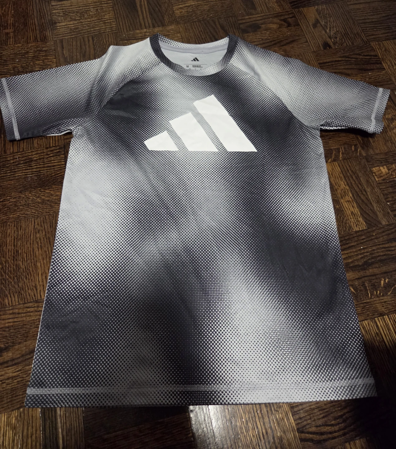 Adidas T-Shirt