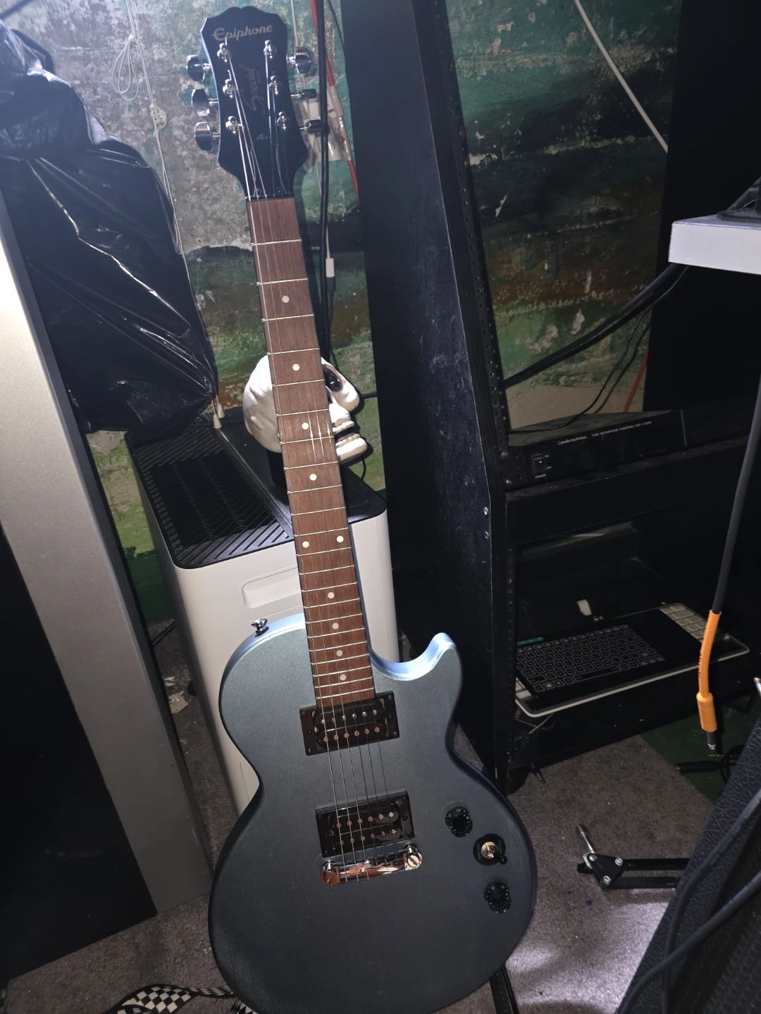 Epiphone Special Model Electric Guitar