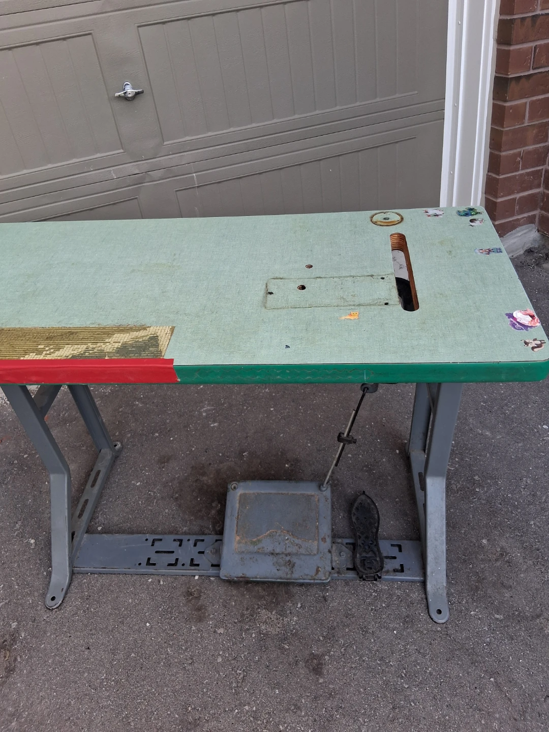 Industrial Sewing Machine Table and Motor