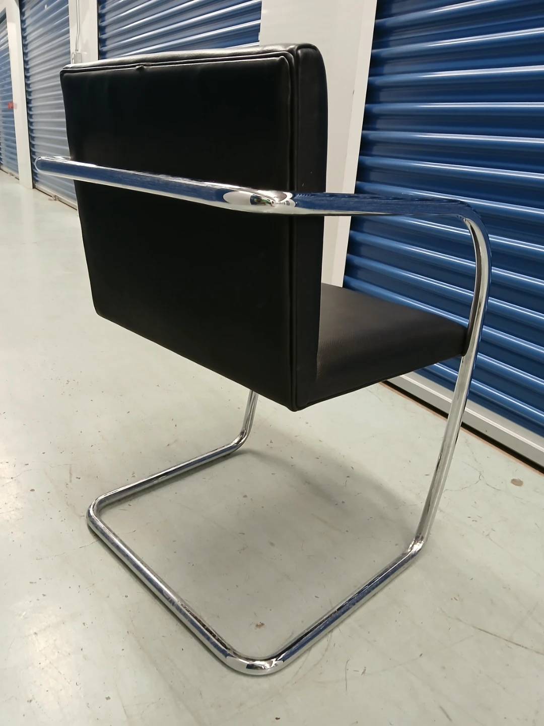 Black Leather Armchair with Chrome Frame - photo 4