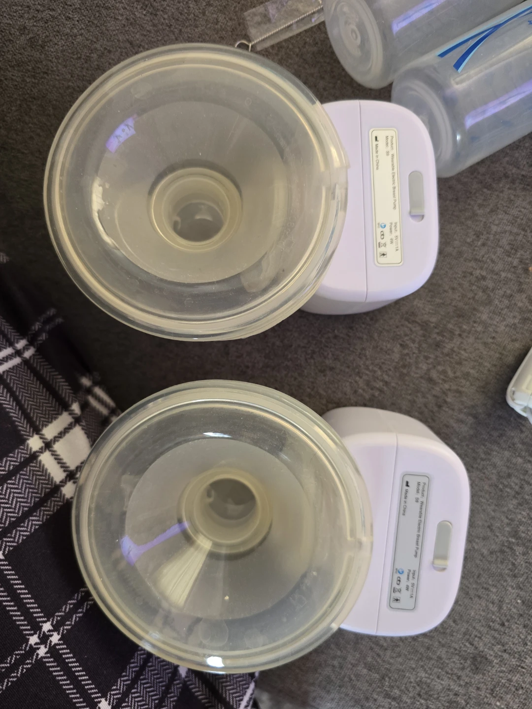 Wearable Breast Pumps - photo 2