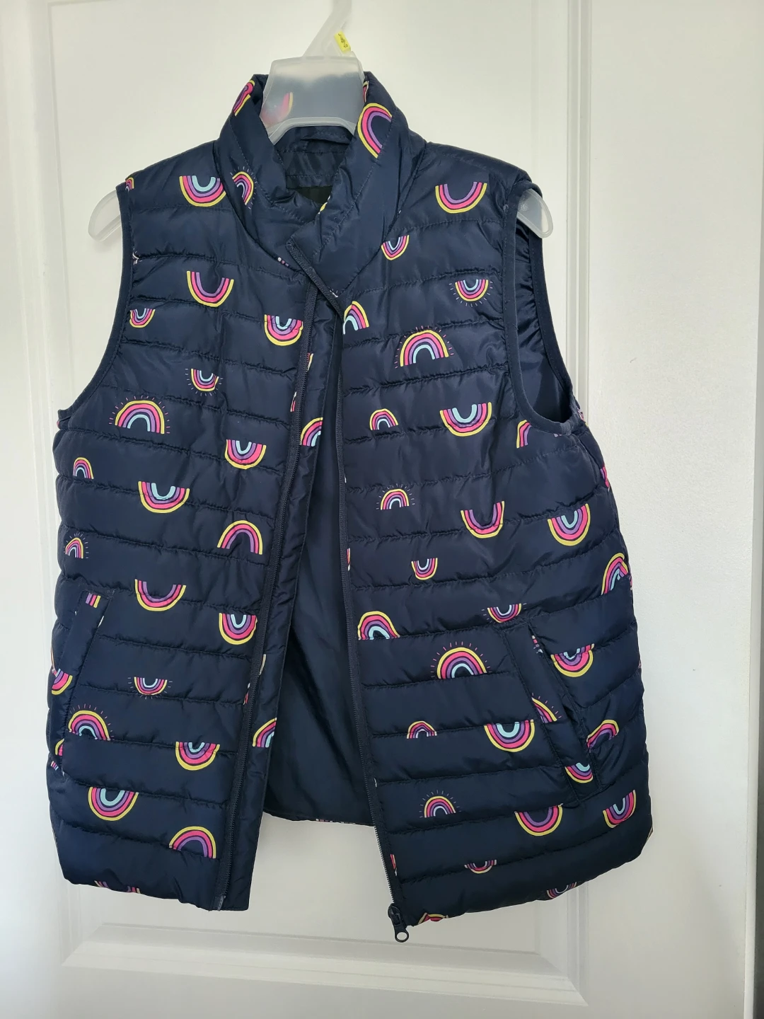 Kid's vest size 14-16