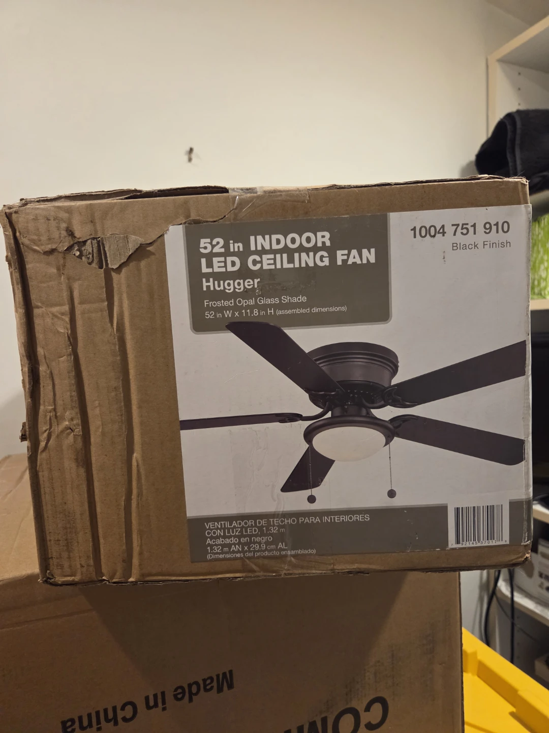 52 in. Indoor LED Ceiling Fan - Hugger - photo 2