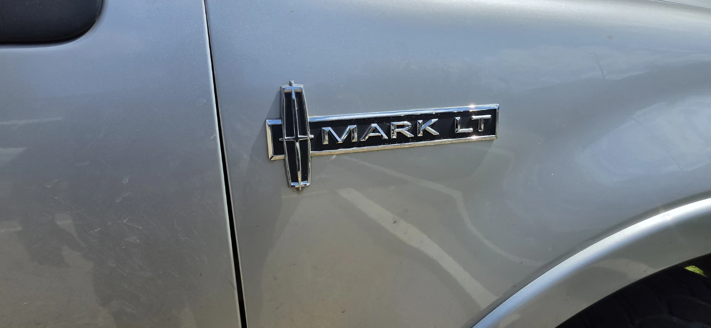 Lincoln Mark LT Truck 4x4 - photo 4