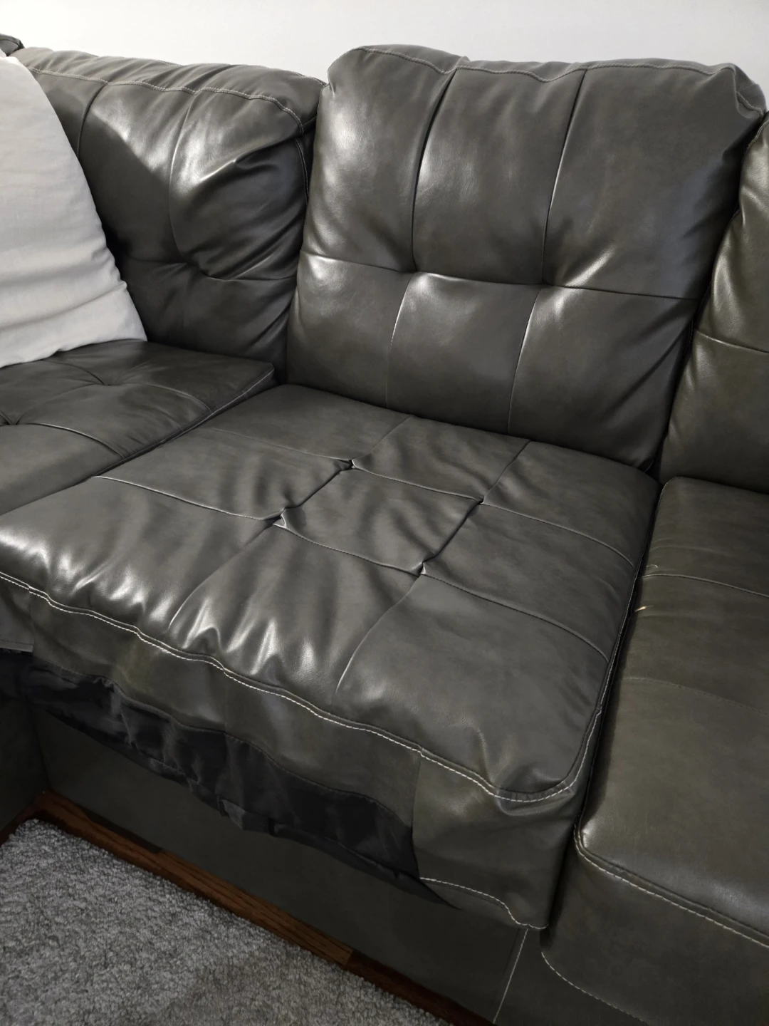 L-shaped sectional sofa - photo 2