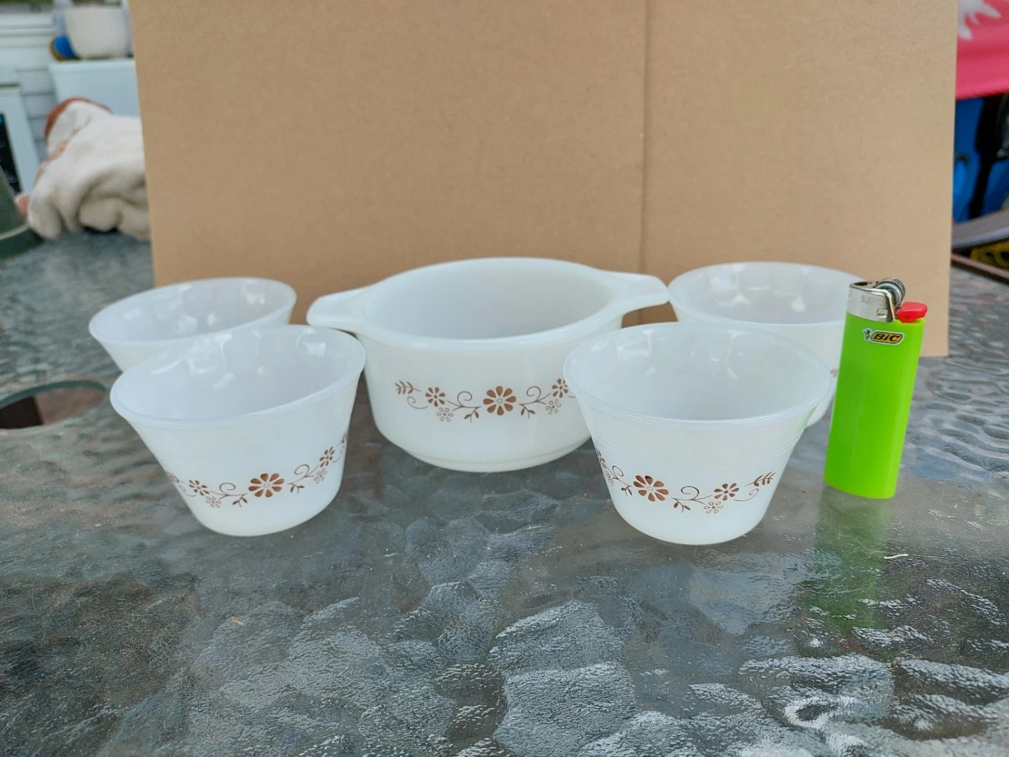 Pyrex Casserole Dish and Bowls Set