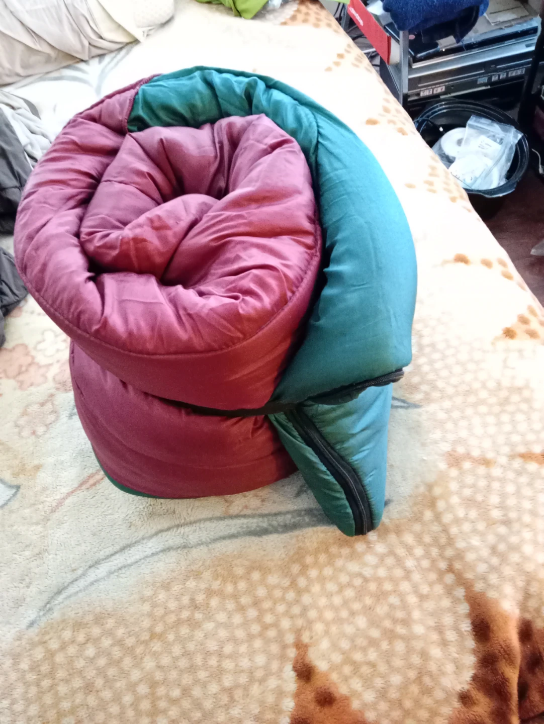 2 new Tents,2 sleeping bag Tarp,mat backpack,mat - photo 4