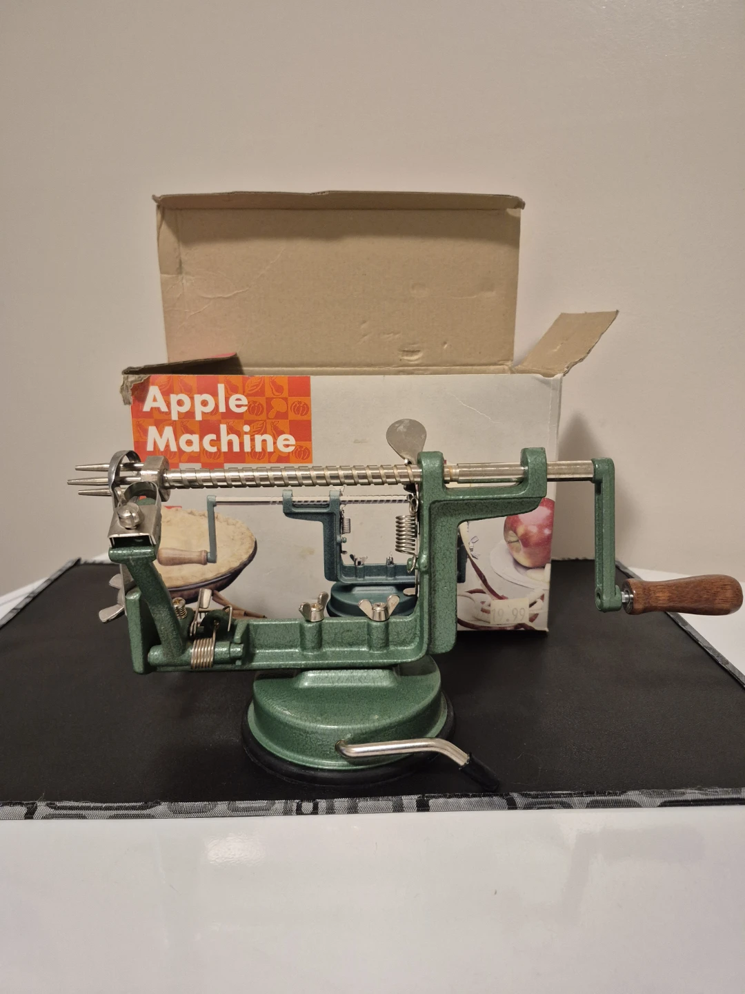 Fox Run Apple Machine Peeler Corer Slicer! 🍎⚽️ - photo 3
