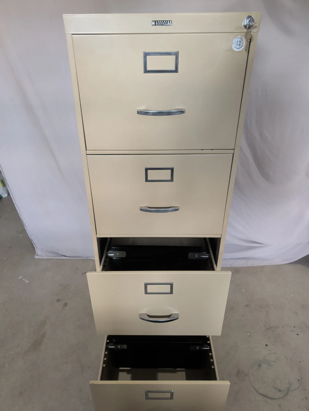 Anderson Hickey 4 drawer vertical file cabinet (with keys!) - photo 4