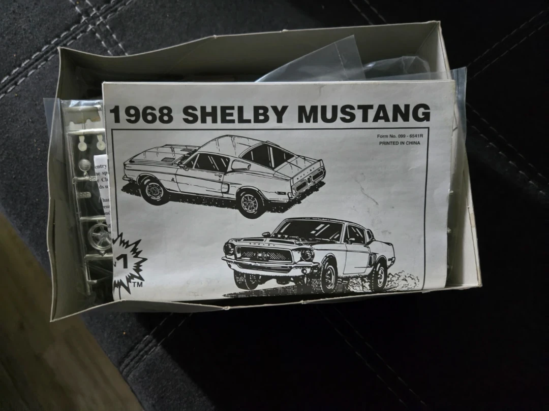 AMT 1968 Ford Shelby GT-500 Model Car Kit - photo 4