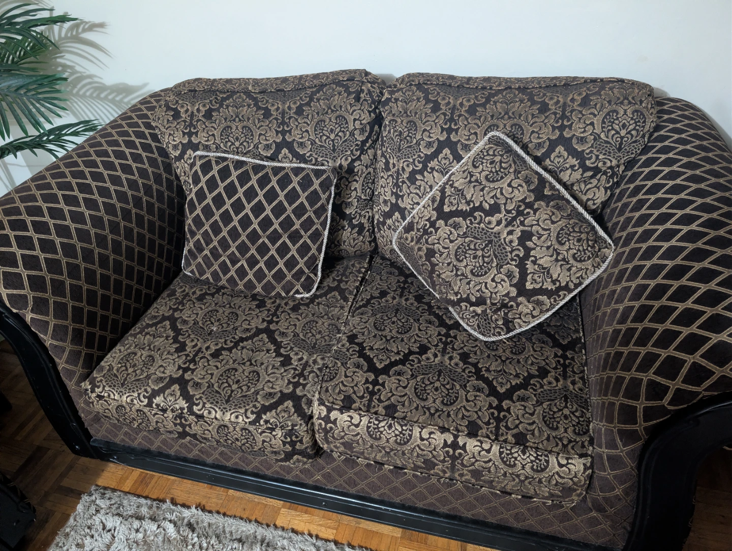 Patterned Sofa set  with Throw Pillows - photo 3