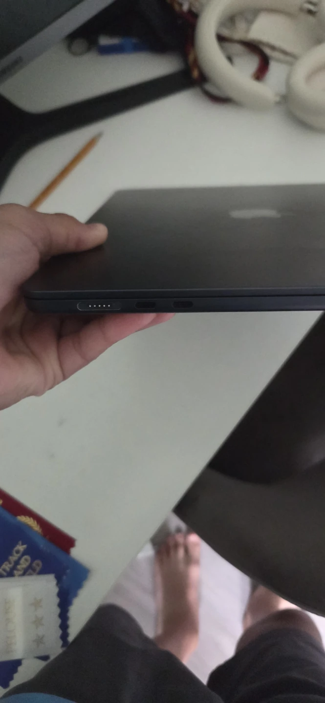 Macbook air m4 15 inch - photo 3