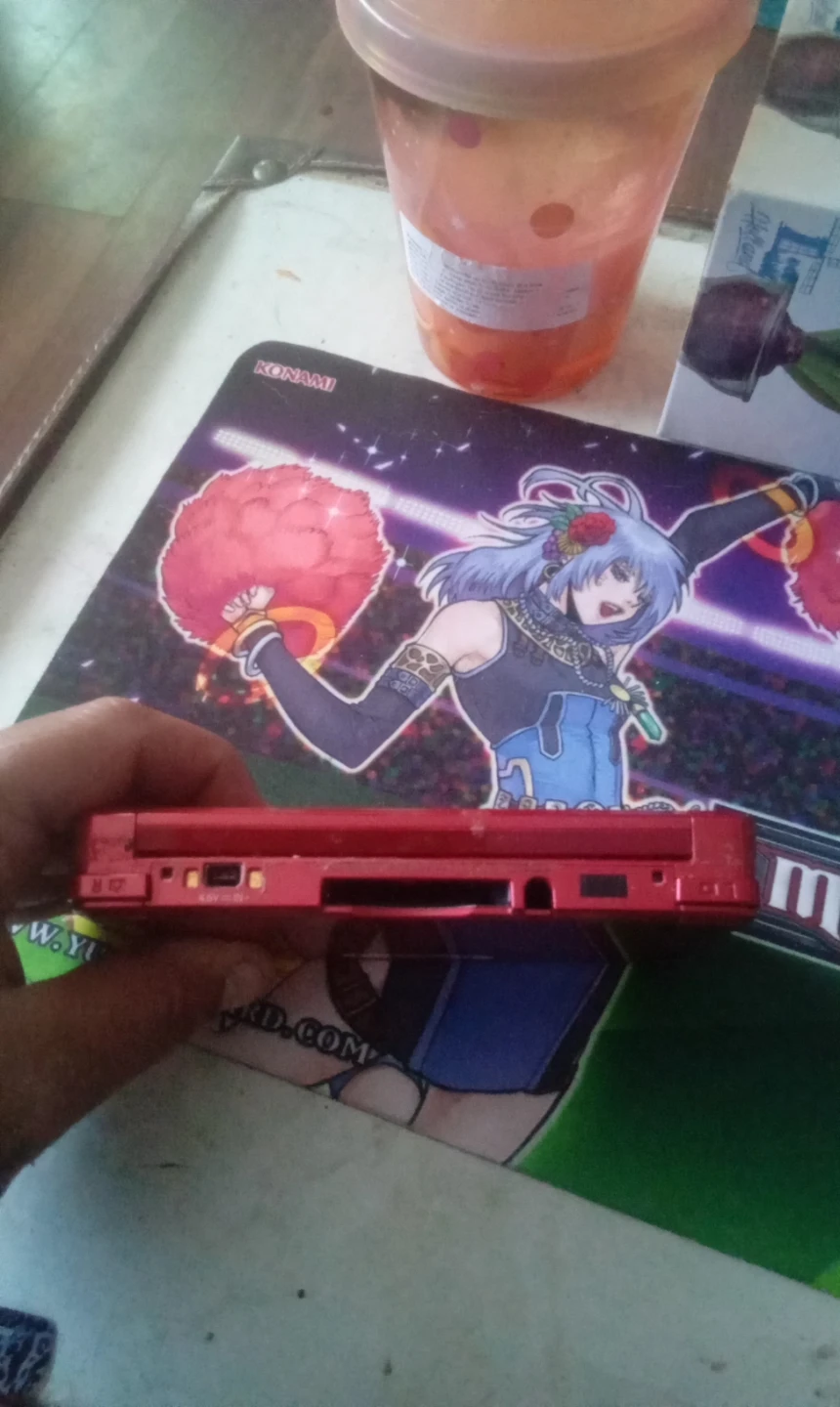 Nintendo 3DS XL Red - photo 4