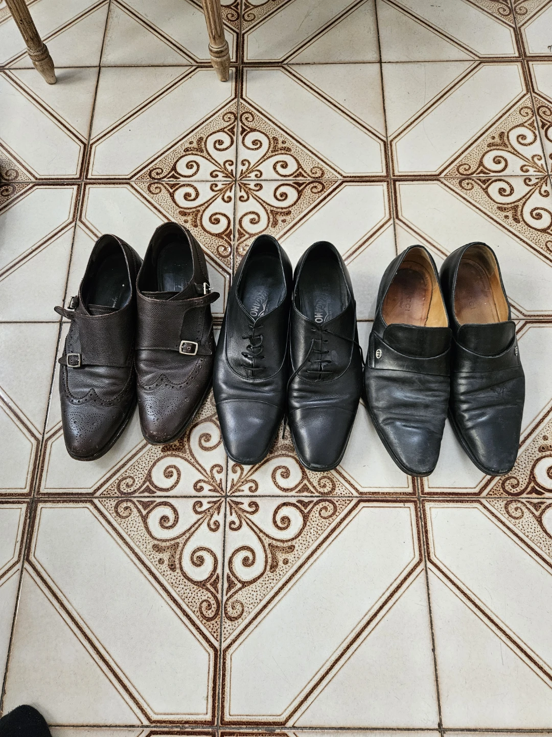 3 shoes .Ferragamo and gucci..size 9.5/10