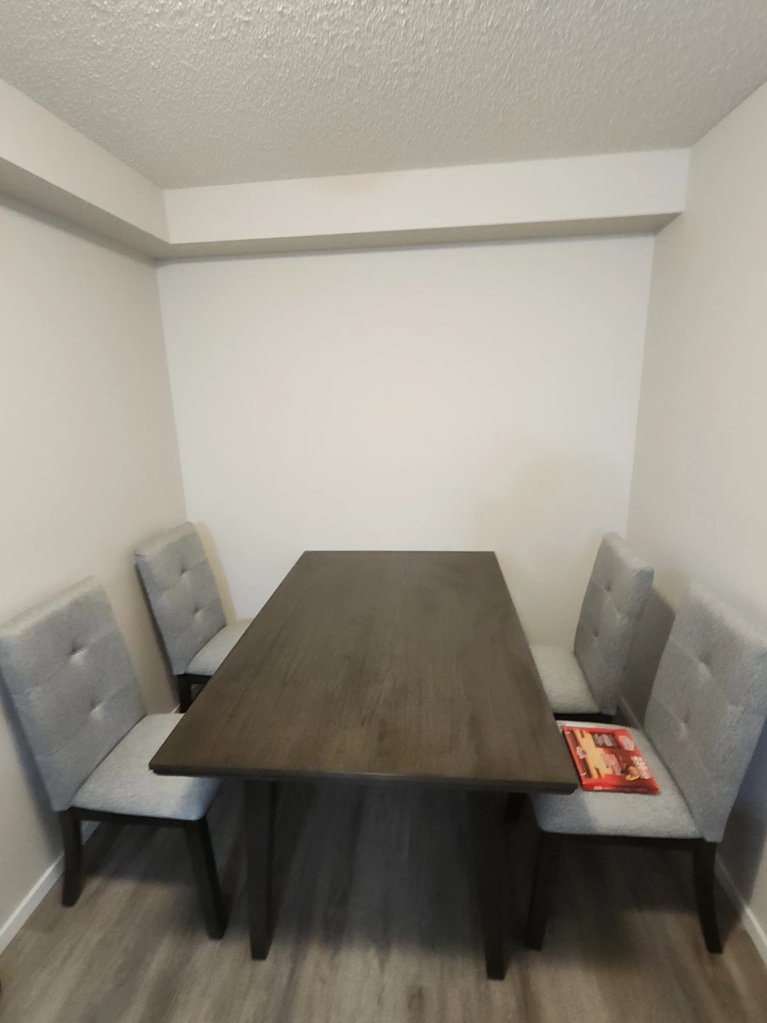Brand new 5' kitchen table & 4 chairs,