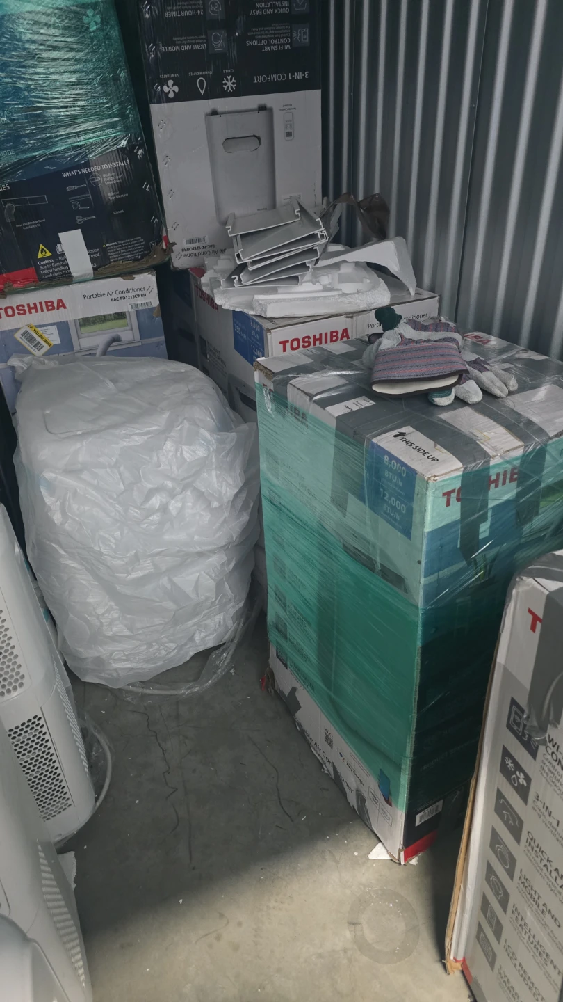 Toshiba Portable Air Conditioner - photo 2