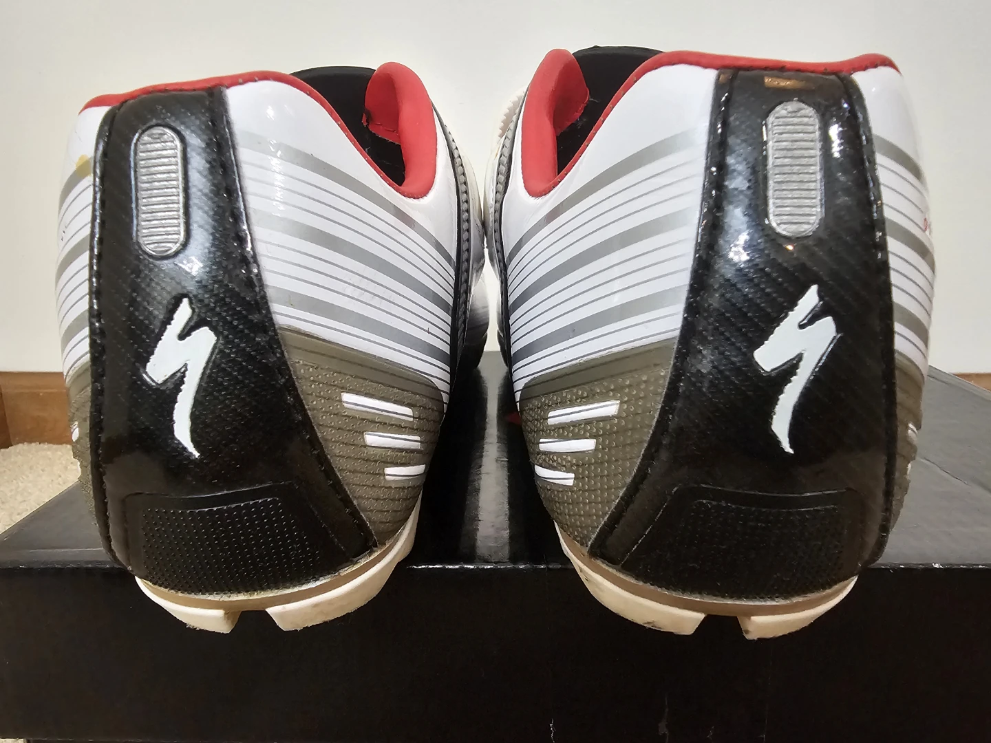 Used Specialzed PRO Mtb Shoe-White/Red/Black Size 11 - photo 4