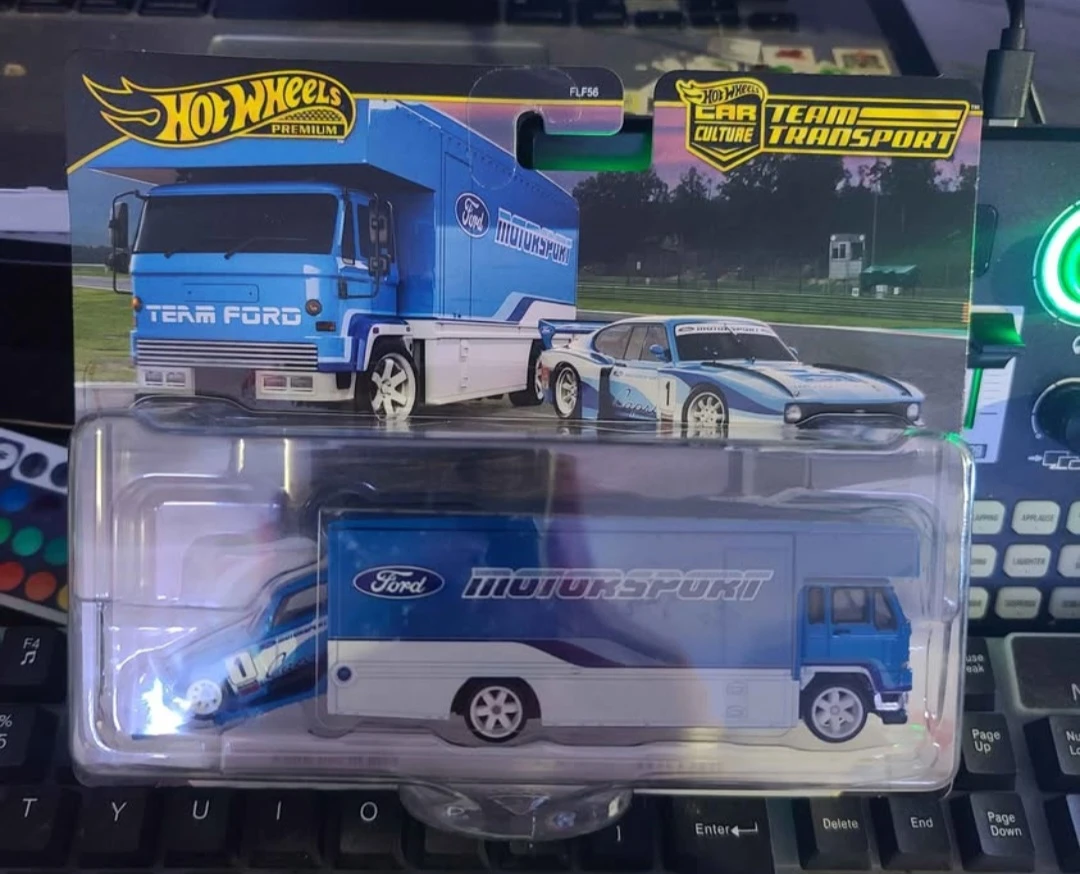 Hot Wheels Premium Team Transport Ford Motorsport Truck and Car