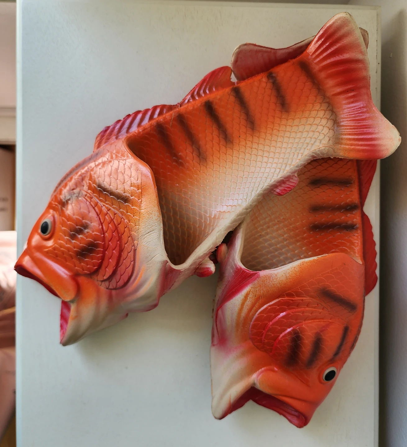 Funny Orange Fish Pool Slides * Gimmicky Slippers * Kitsch * NEW