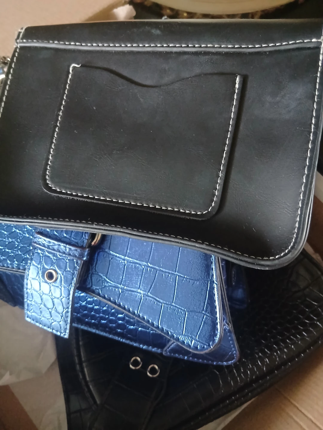 Assorted Women's Handbags 4 for $25 - photo 3