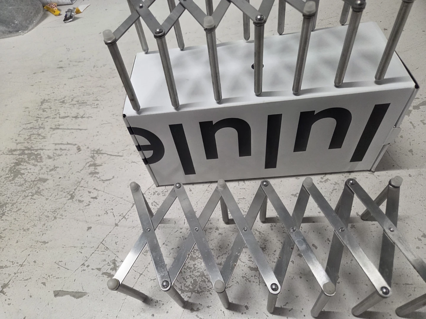 Lululemon Accordion Rack - photo 2