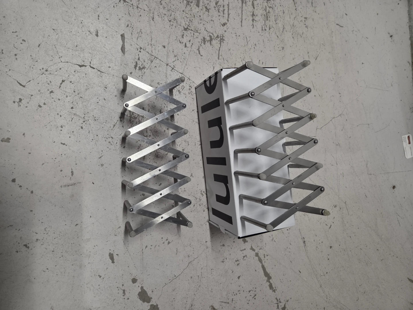 Lululemon Accordion Rack - photo 5
