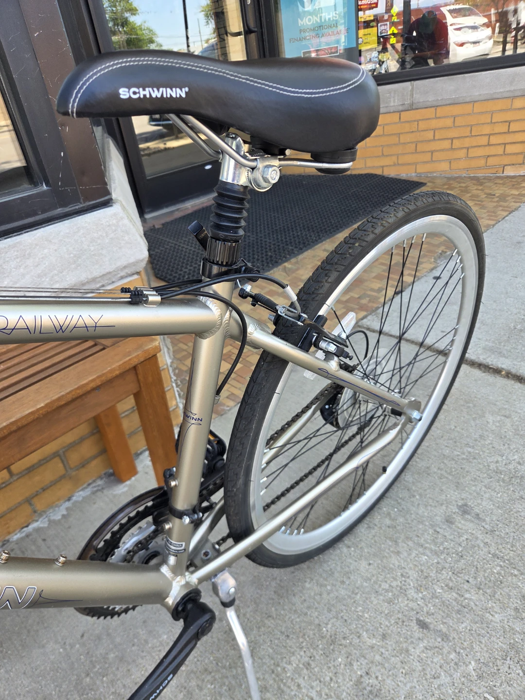 Schwinn "Pathway" Hybrid Bike - photo 2