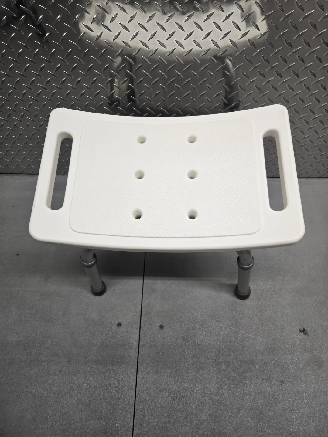 Adjustable Bathtub Shower Chair & Bath Safety Stool - photo 3