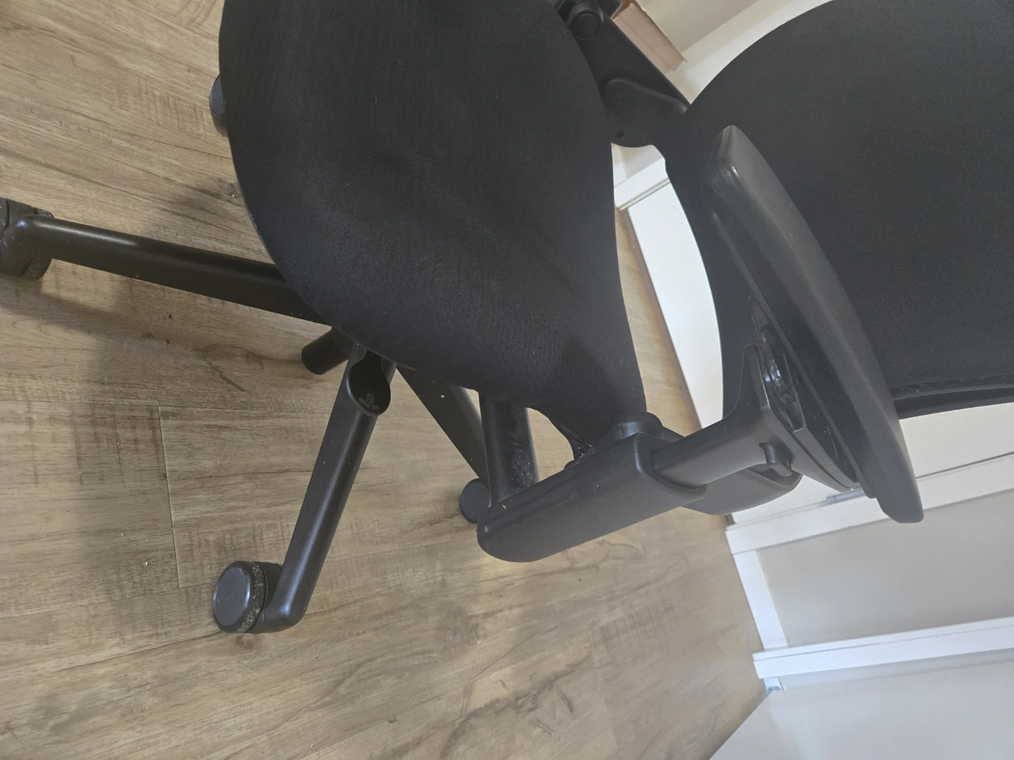Adjustable Ergonomic Premium Chairs - photo 4