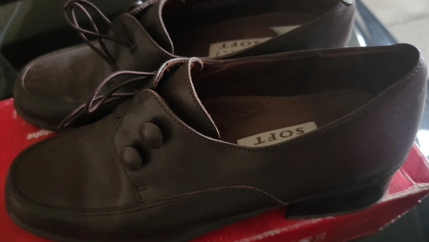 Nickels Soft & Skechers Women's Shoes - photo 5