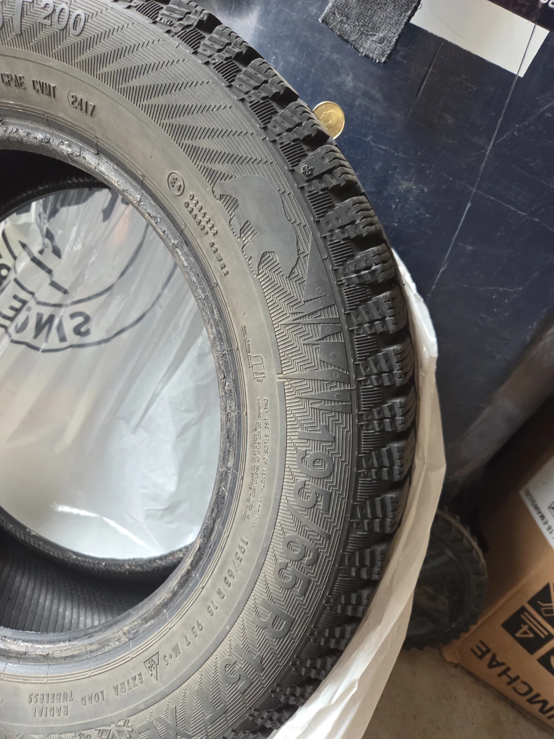 Continental VikingContact 7 Winter Tire - photo 2