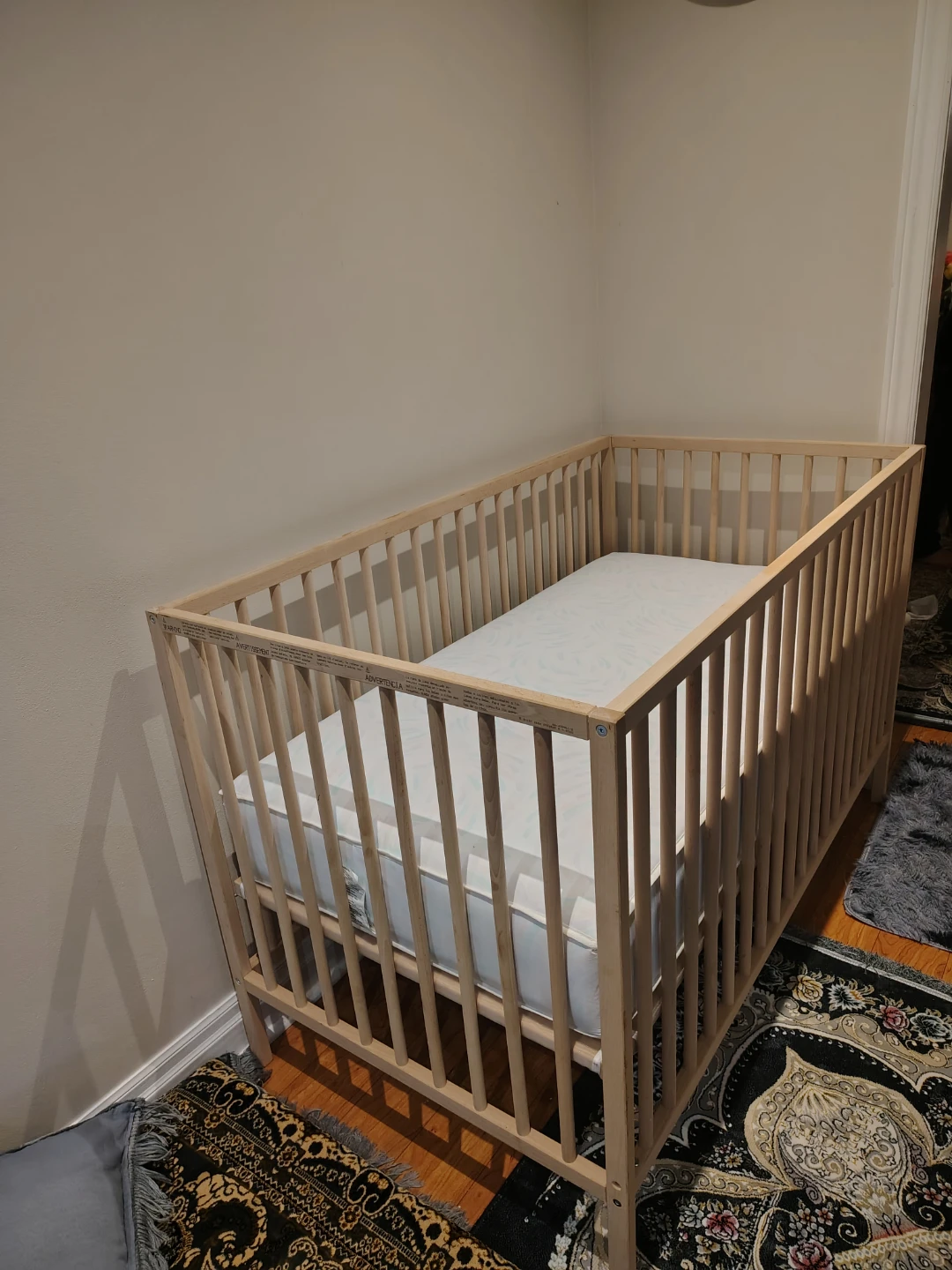 Wooden Baby Crib - photo 2