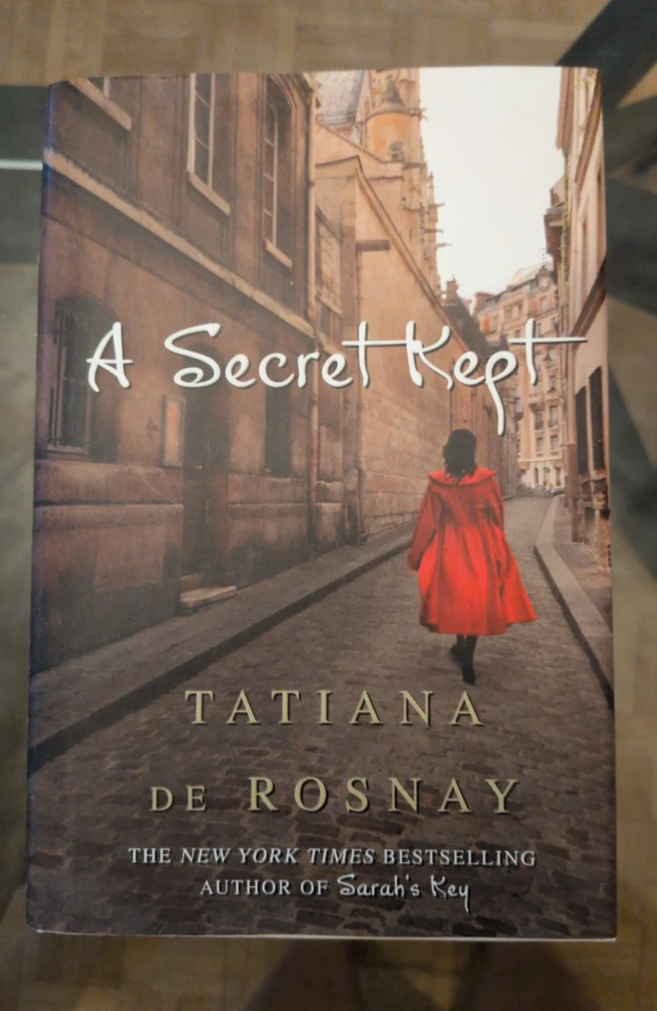 A Secret Kept by Tatiana de Rosnay Paperback Book