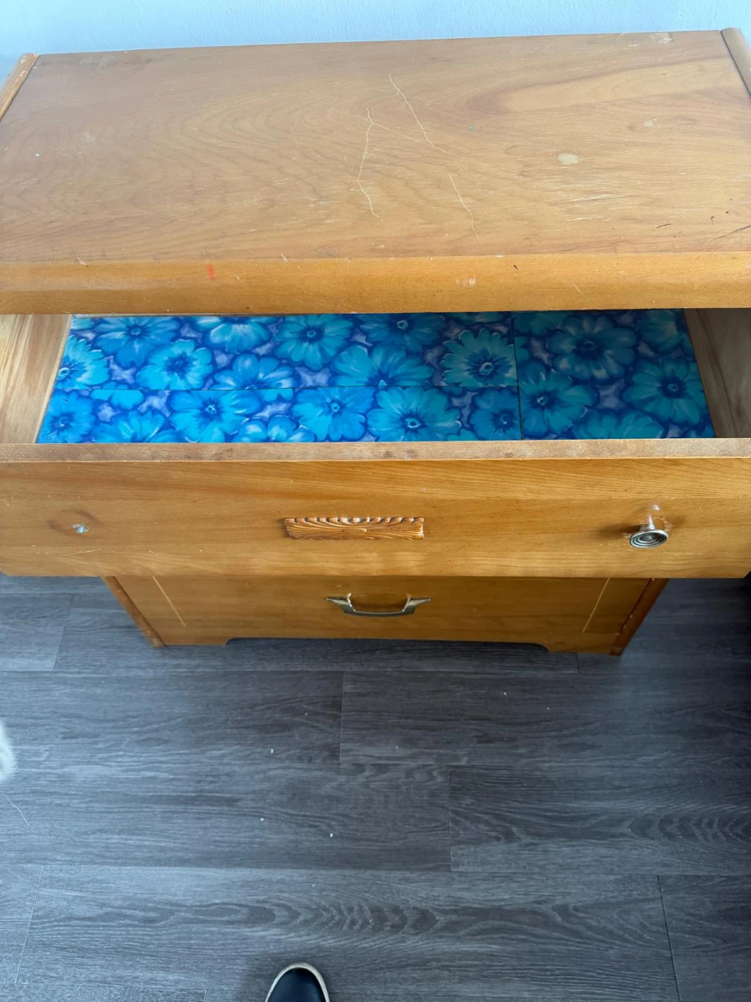 Vintage 3 and 4 Drawer Dresser - photo 4