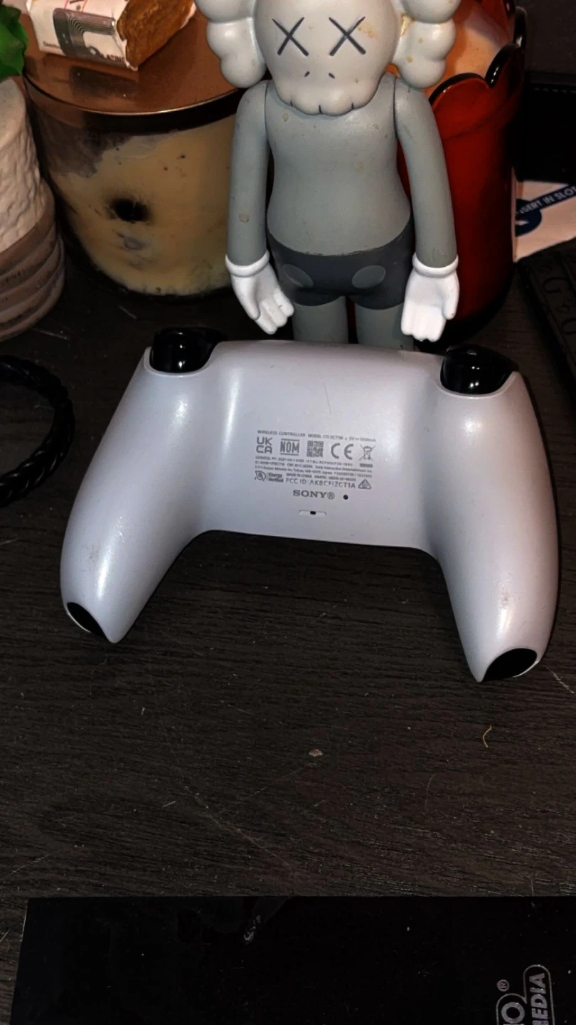 Sony PlayStation 5 DualSense Controller - photo 3