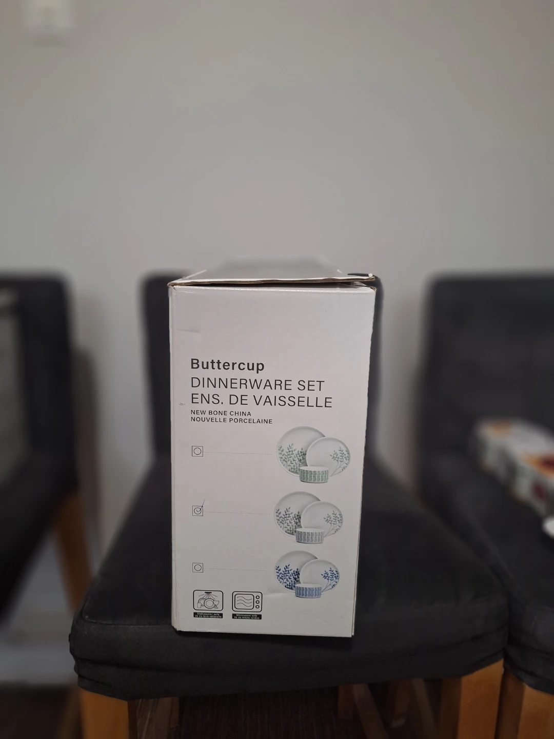 Stokes Buttercup Dinnerware Set