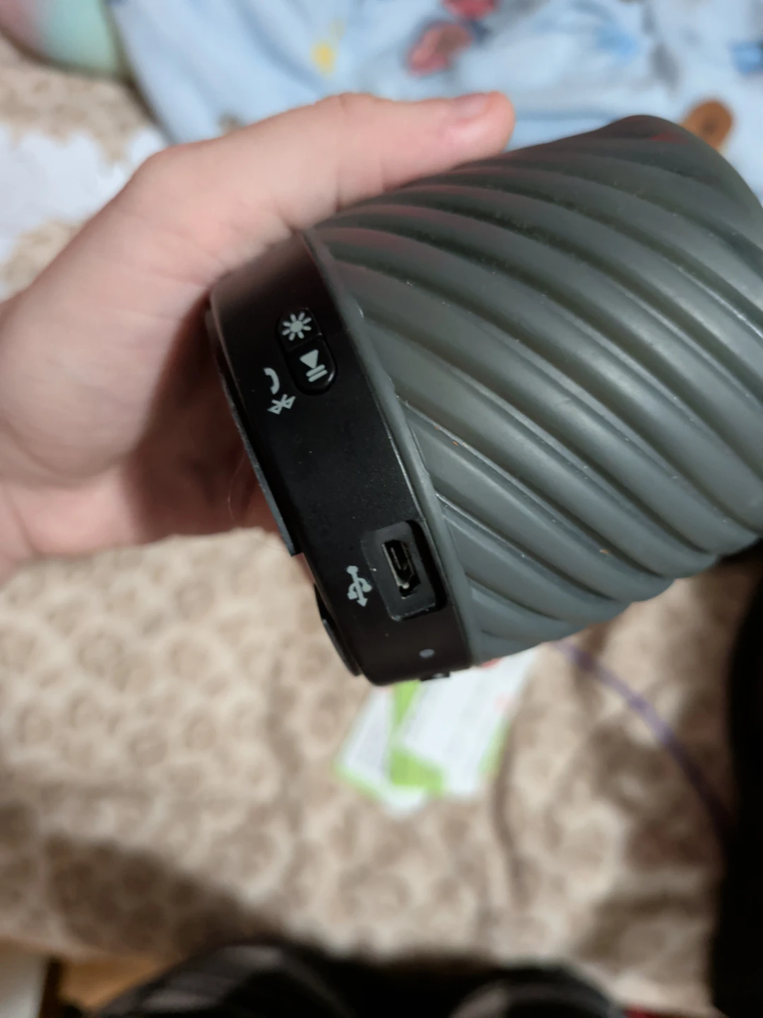 iHome Portable Bluetooth Speaker - photo 2