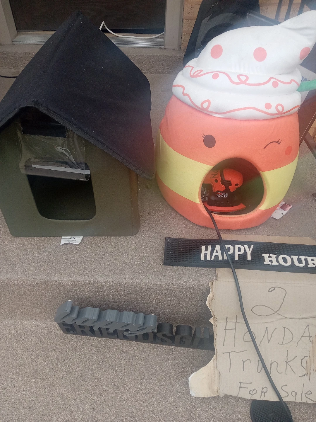 Dog houses and cat houses for sale.  $20 each.