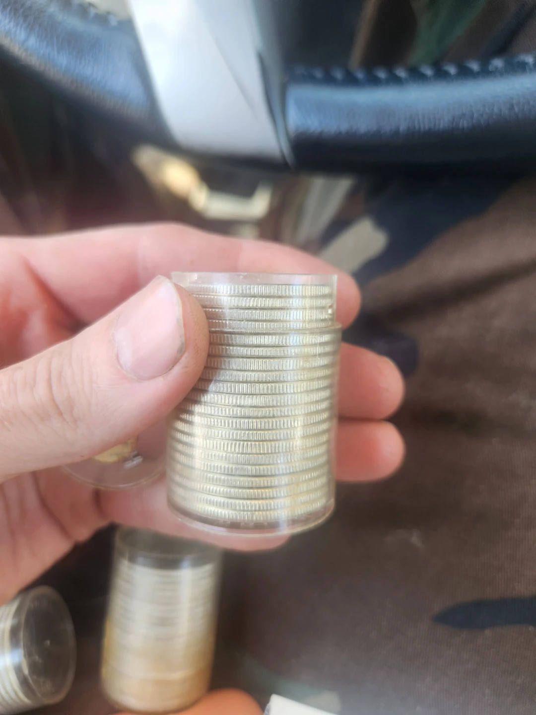 Uncirculated 5 rolls (98) of 1963 Franklin Half Dollar Coins - photo 2