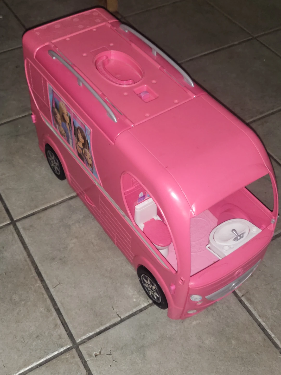 Barbie Pink Camper Van Toy - photo 3