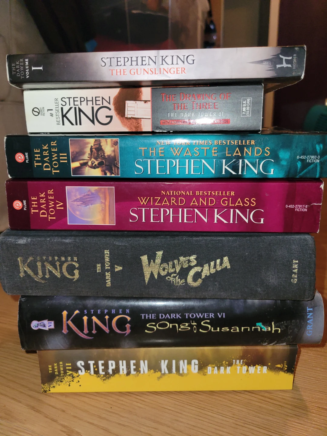 The Dark Tower Series by Stephen King (Mismatched editions)