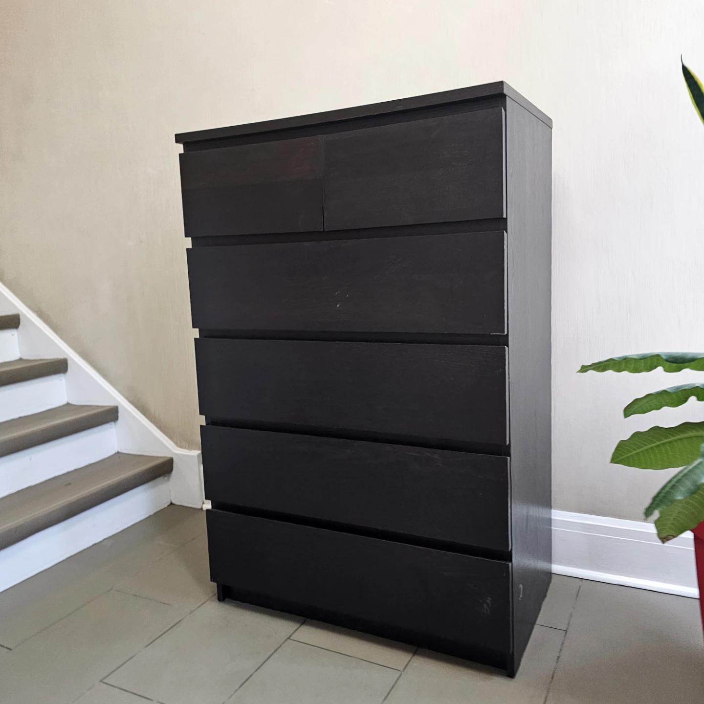 Delivery Available: Malm Dresser 6 Drawer - photo 3