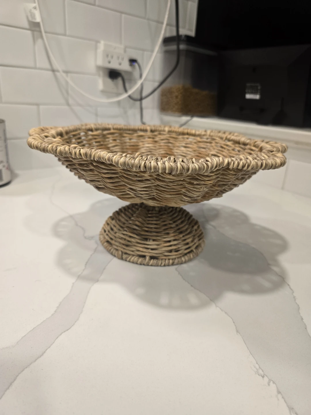 Wicker Pedestal Fruit Bowl - photo 2