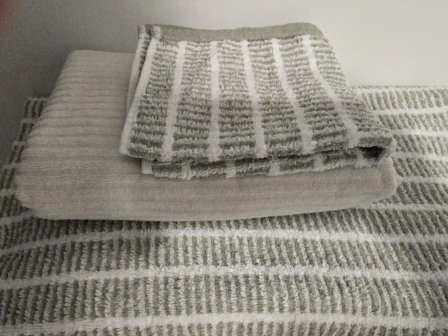 Set of 3 Bath Towels