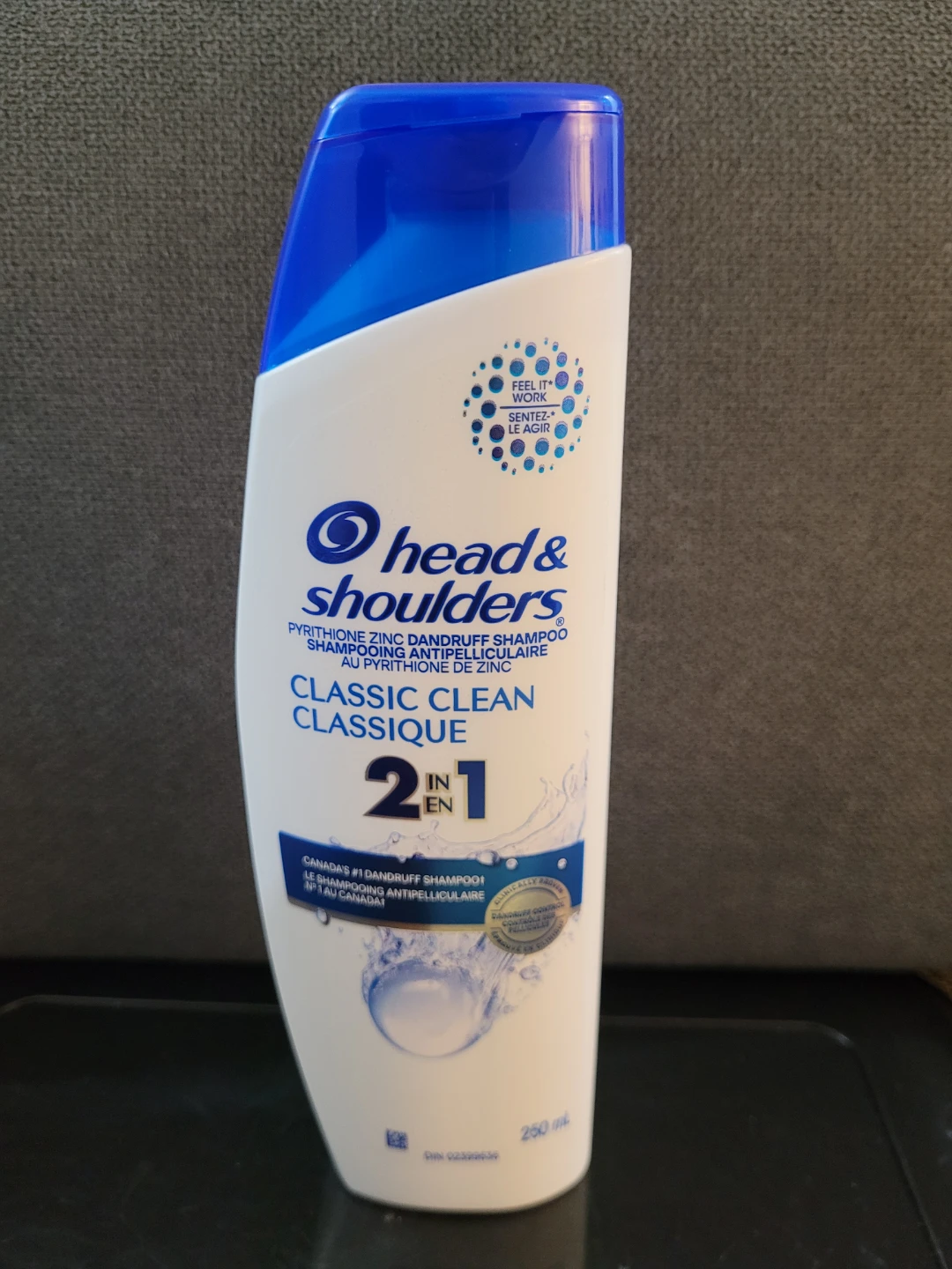 Head & Shoulders Classic Clean 2-in-1 Dandruff Shampoo 250 mL
