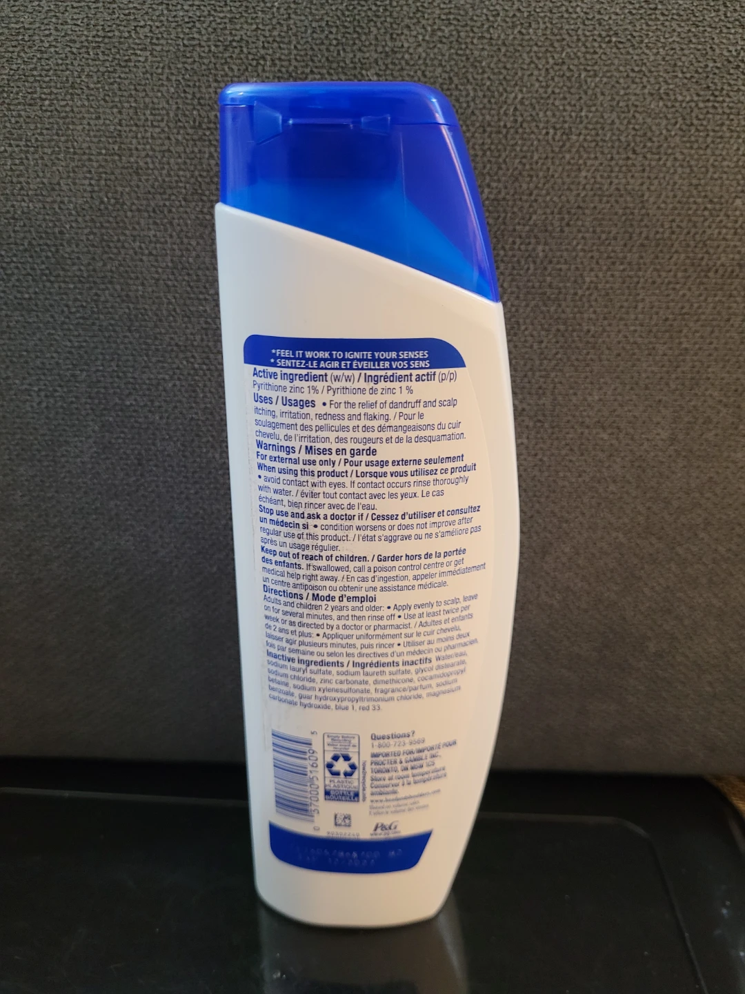 Head & Shoulders Classic Clean 2-in-1 Dandruff Shampoo 250 mL - photo 2