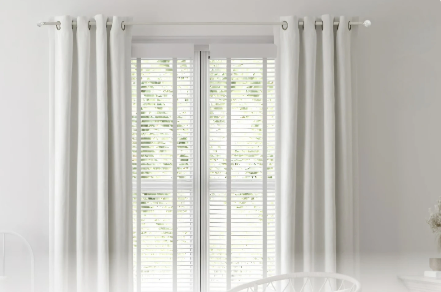 Champagne Colour Finish Curtain Rods Adustable 84"-120" - photo 2