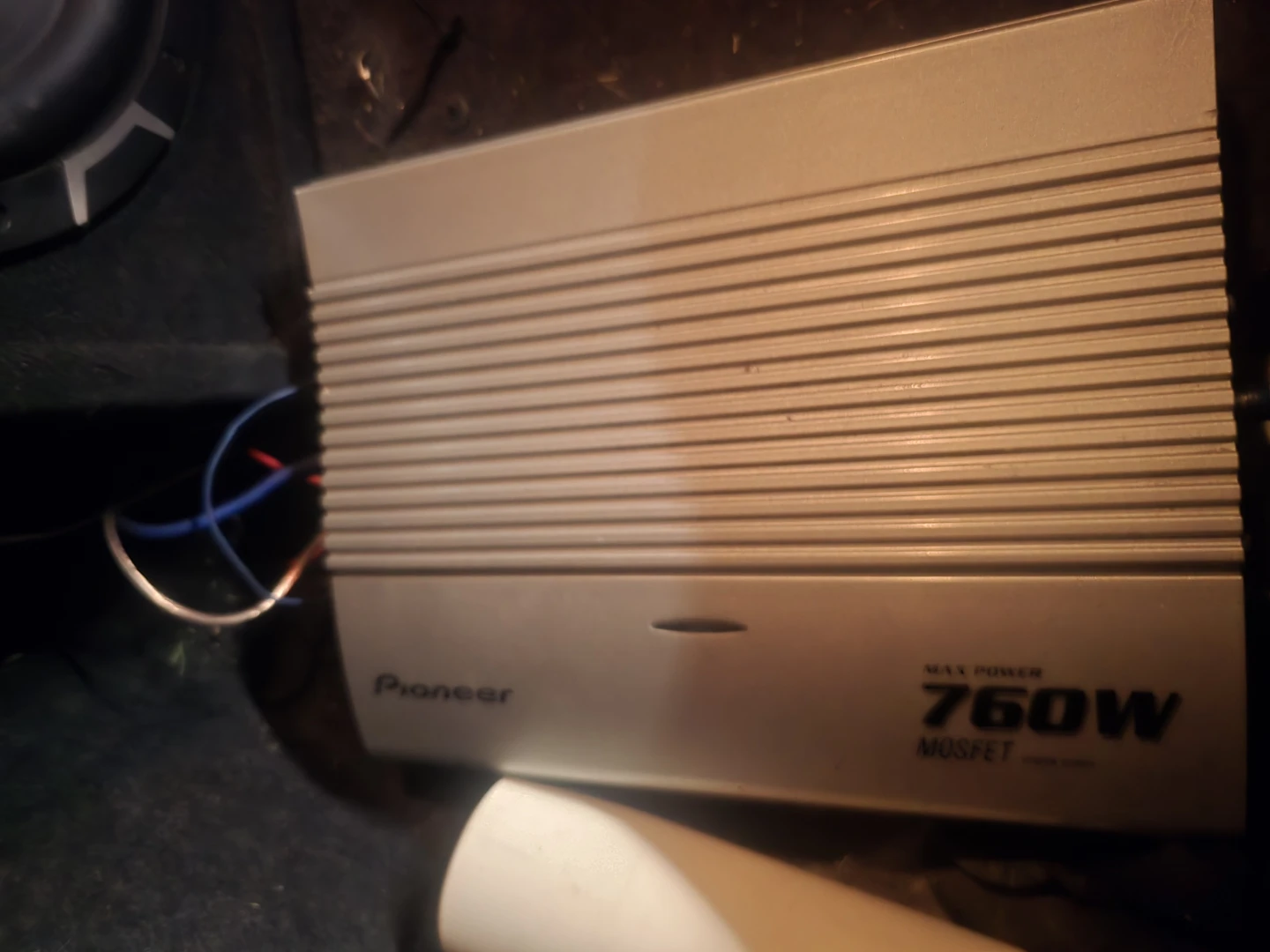 subwoofers and amp - photo 2